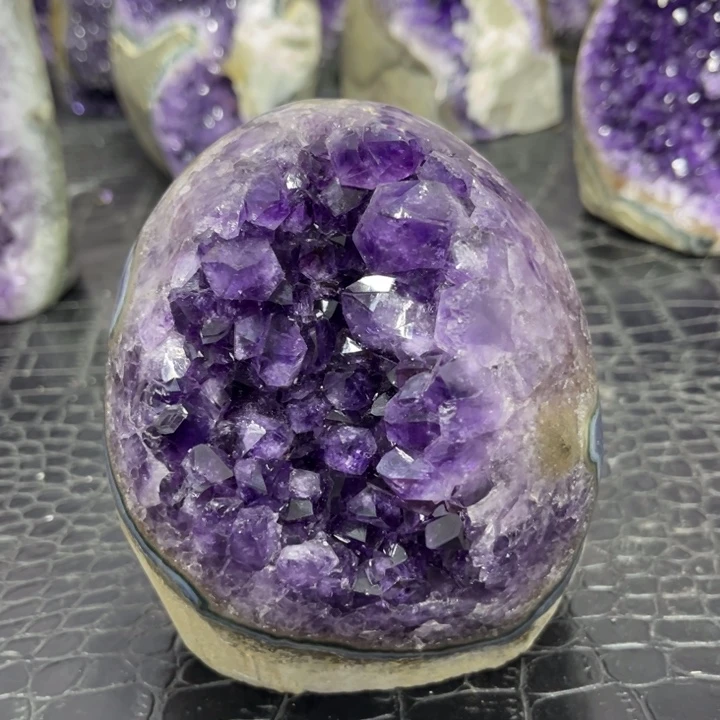 未镶嵌水晶珠宝半成品紫大牙簇