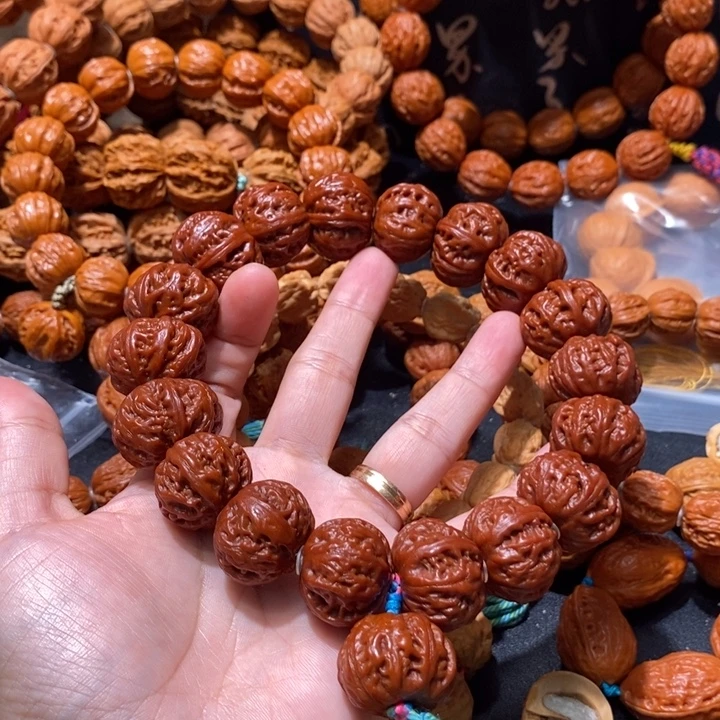 摄***罪核桃八棱核桃手持