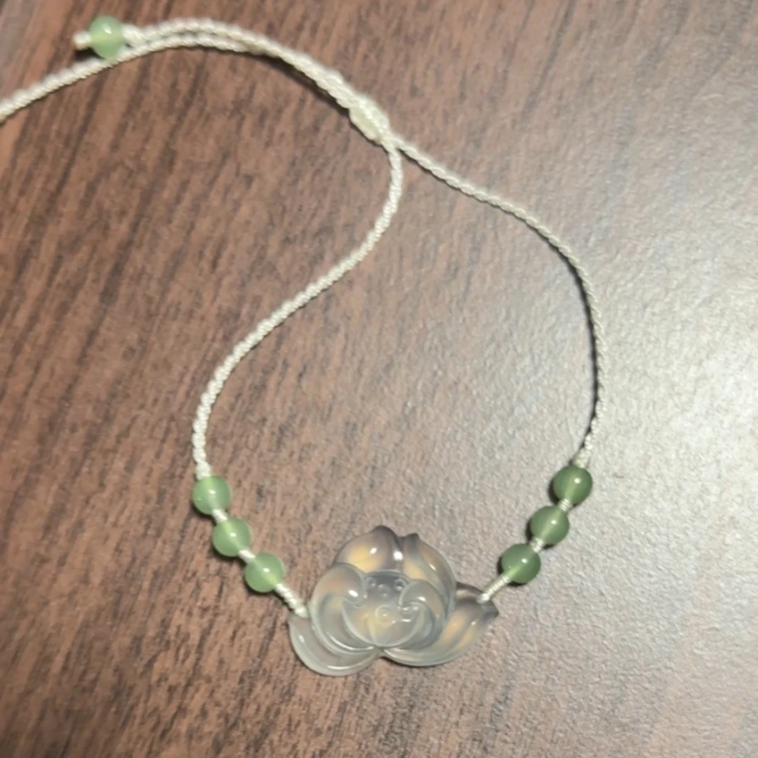 森系千金风绿色白色男女通用百搭精致首饰简约荷花手链