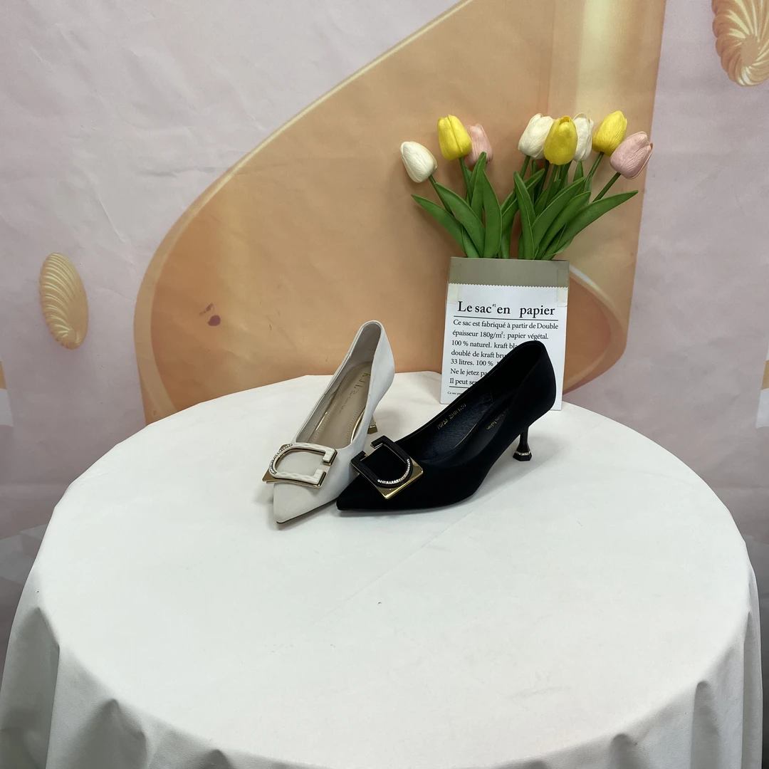 70733春秋新款时尚气质百搭细跟尖头单鞋F