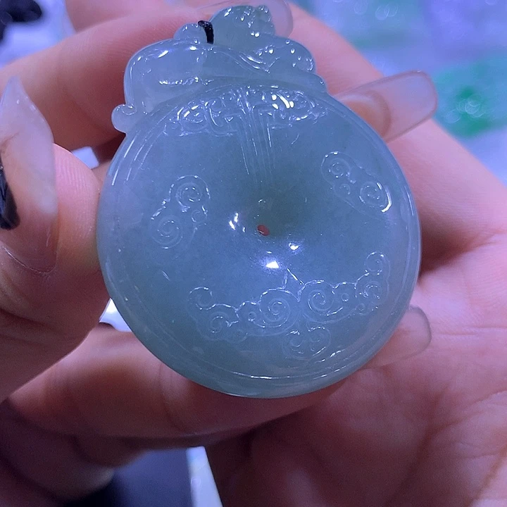 颈饰未镶嵌翡翠天然翡翠A货吊坠