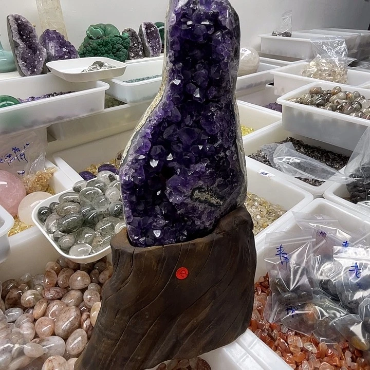 k***7银S925镶嵌紫晶大型摆件（非配饰）乌拉圭晶镇