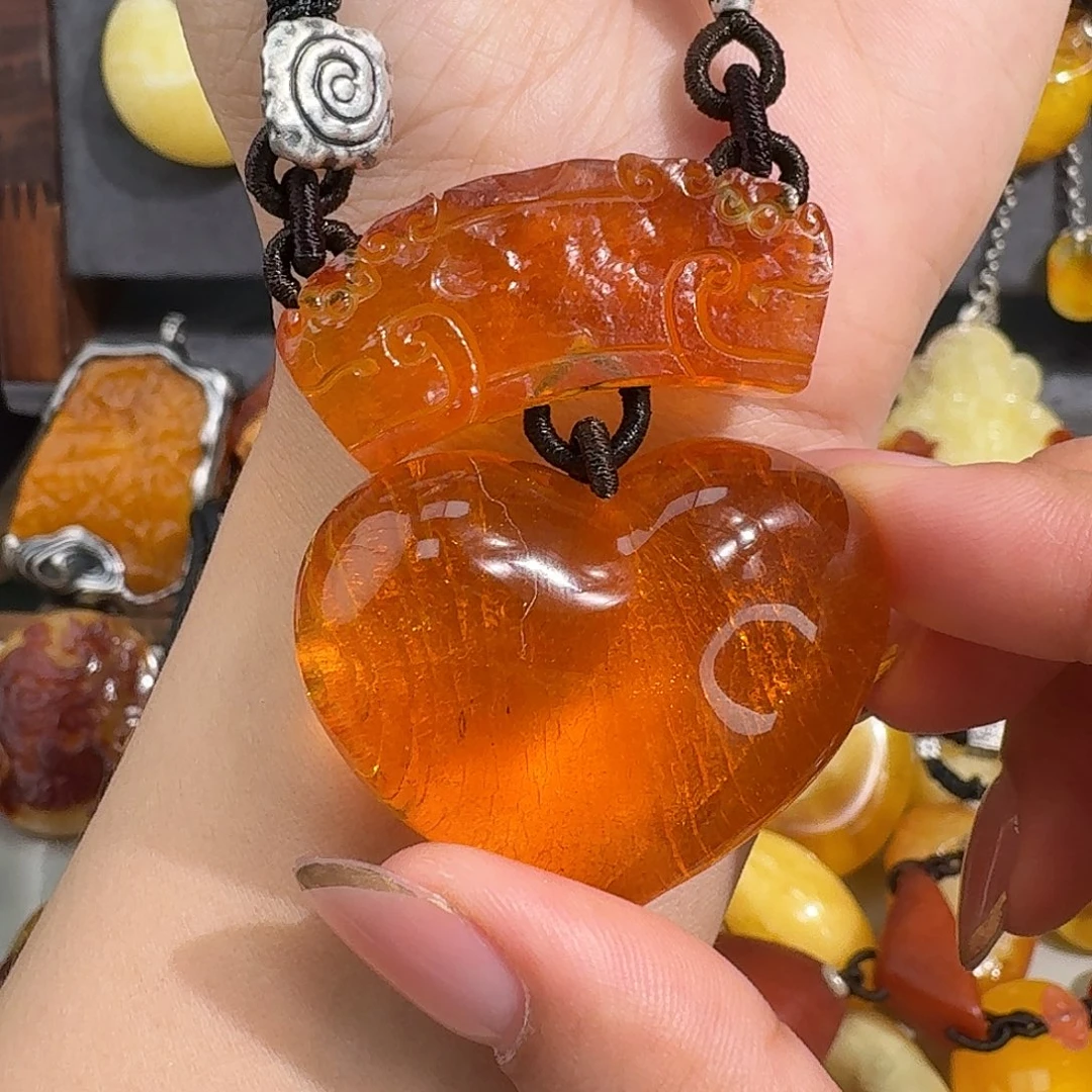 心***印未镶嵌琥珀裸石我