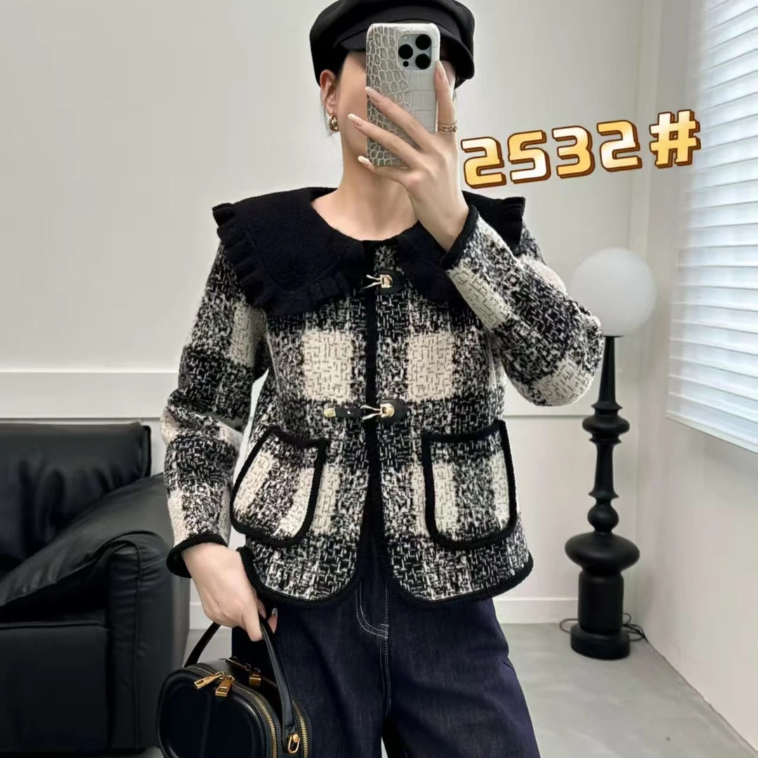 极简风直下摆秋冬女装长袖格子厚款短外套法式粗花呢