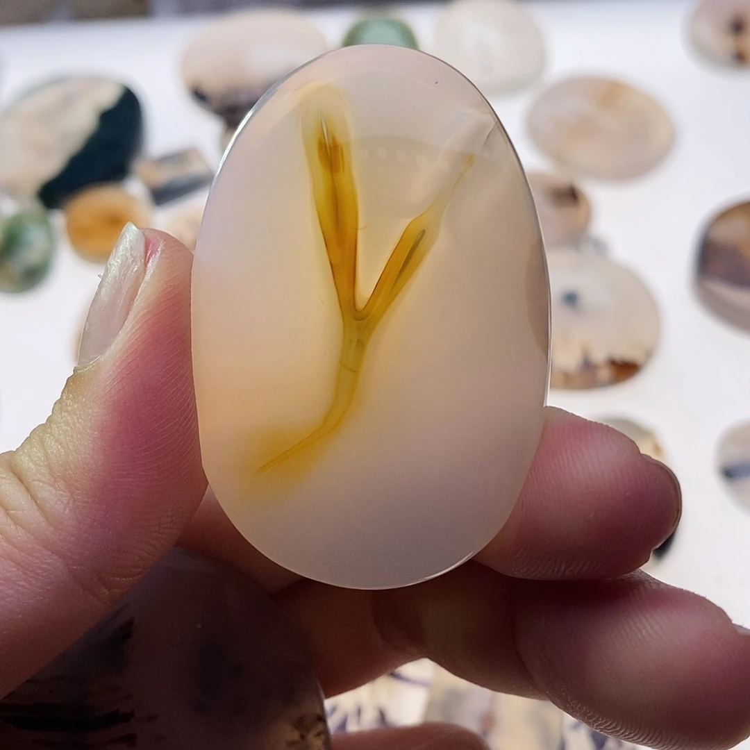 未镶嵌玛瑙/玉髓珠宝奇石O****ℳ