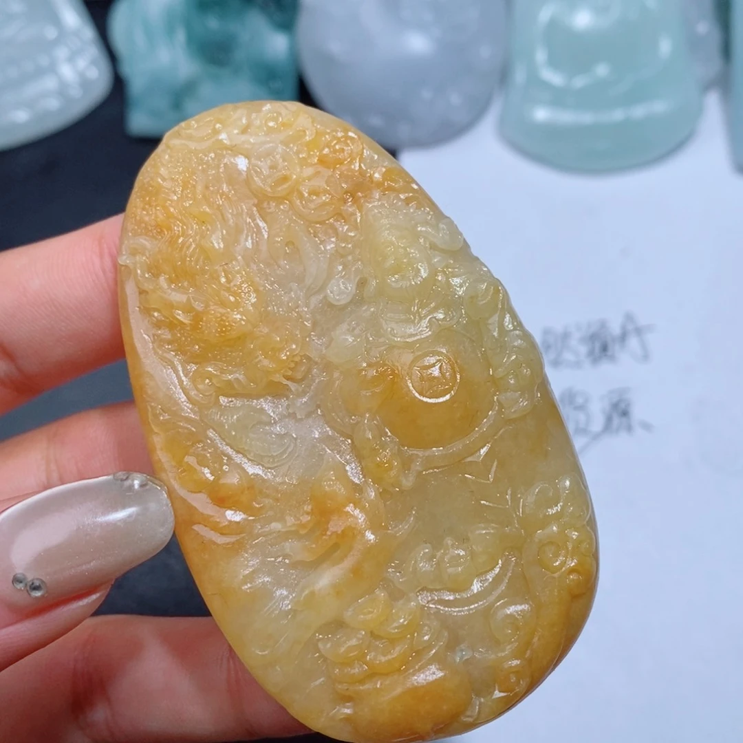 定制翡翠吊坠未镶嵌