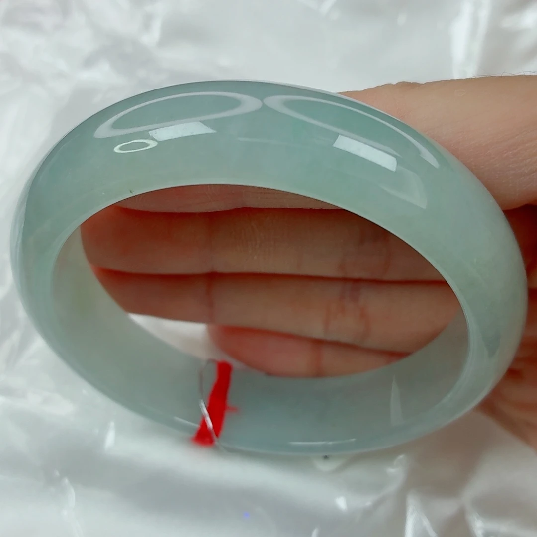 翡翠未镶嵌手镯58正圈，糯冰淡底色小轮胎，强推，016