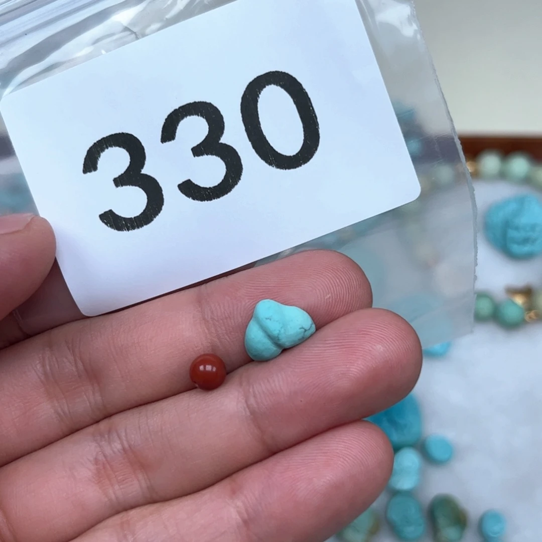 ****❀南红玛瑙未镶嵌珠宝奇石