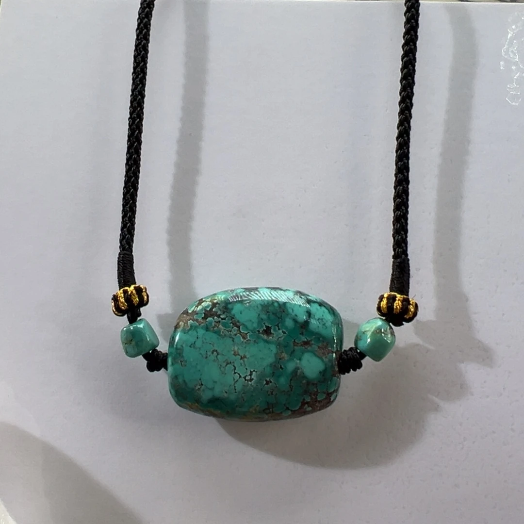 绿松石未镶嵌挂件