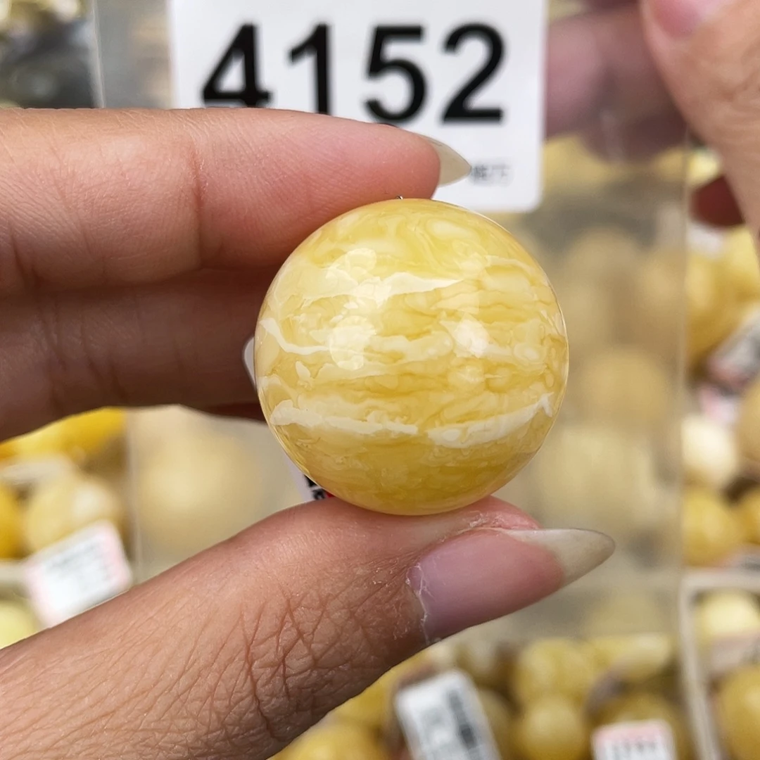 琥珀未镶嵌裸石26.6粉