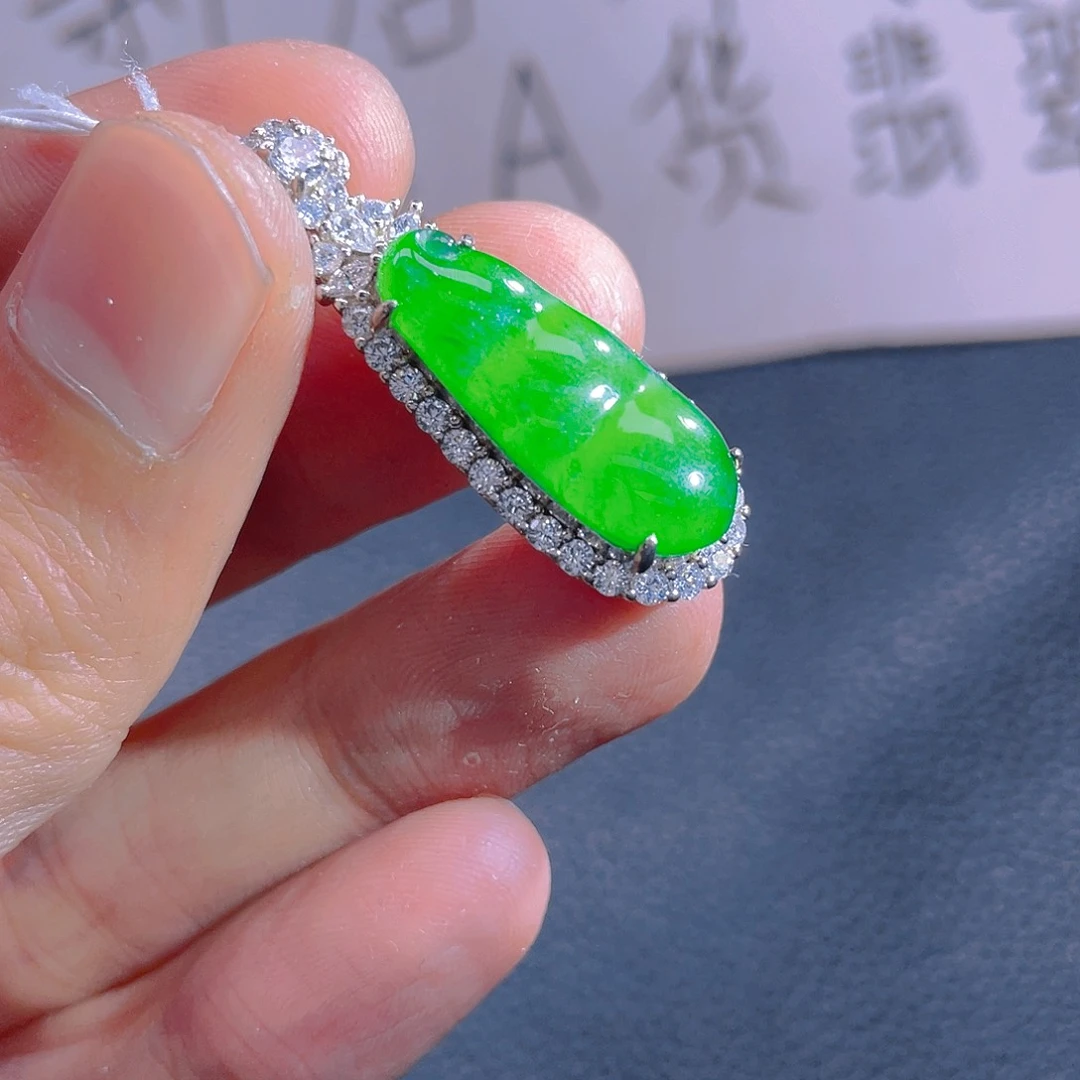 翡翠颈饰银S925镶嵌9999999999