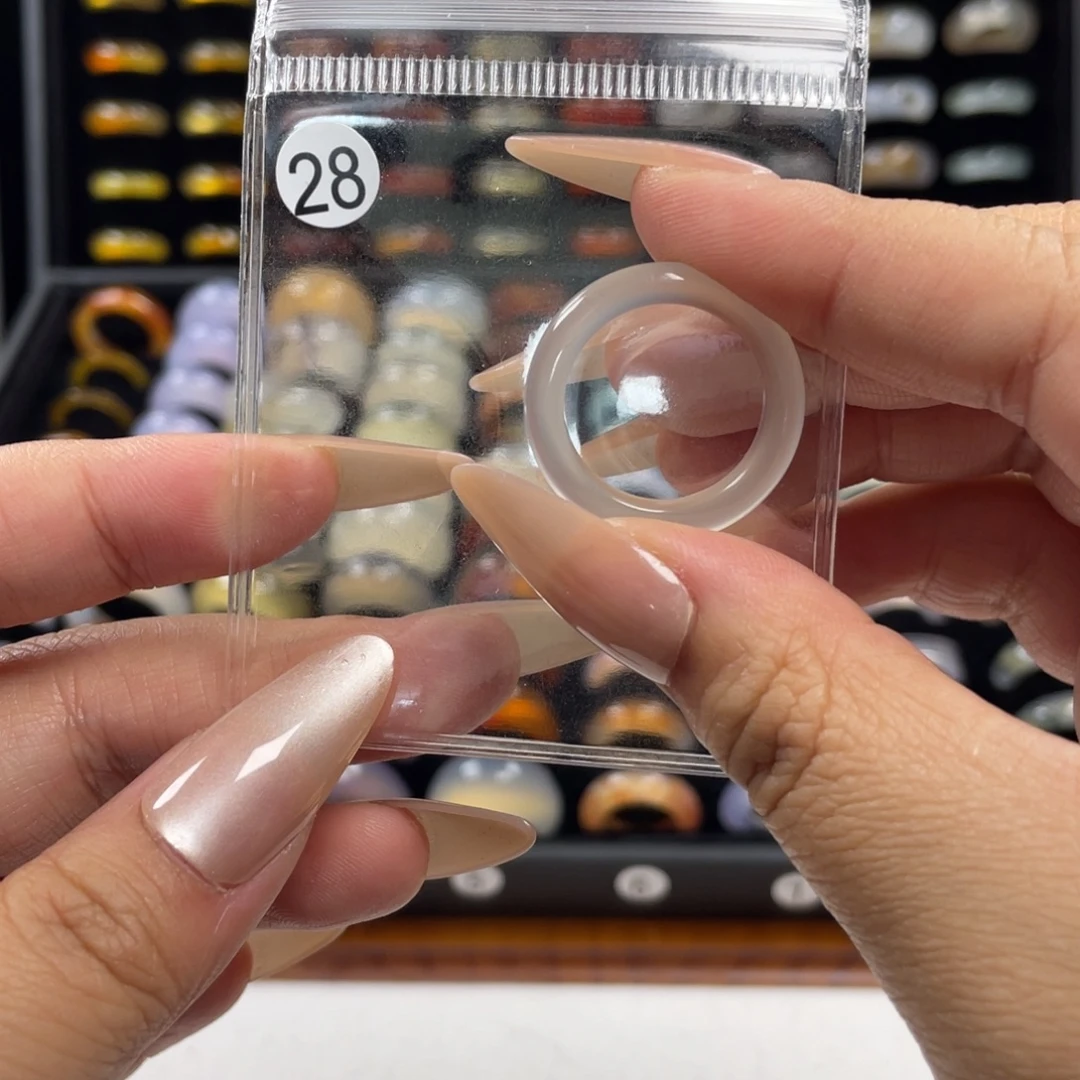 玛瑙/玉髓未镶嵌戒指28号港码19直径18.5