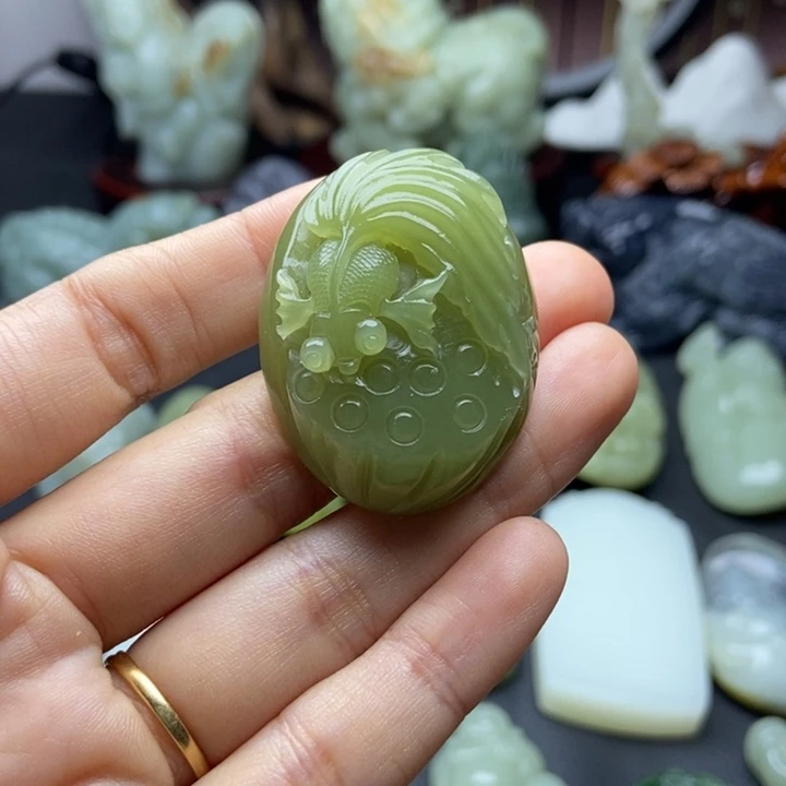 未镶嵌和田玉挂件