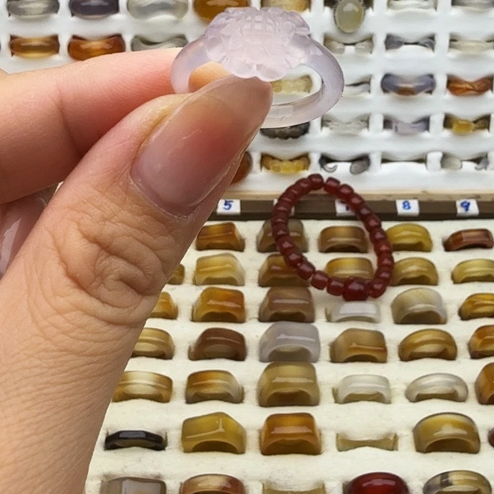 玛瑙/玉髓未镶嵌戒圈18/19圈微瑕福利不退换介意勿拍