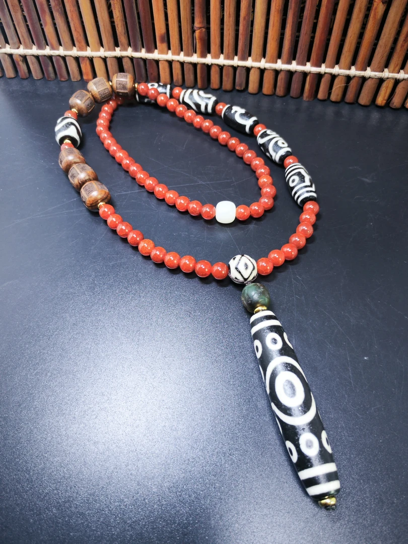 黑白精品大器型十五眼玛瑙挂坠毛衣链