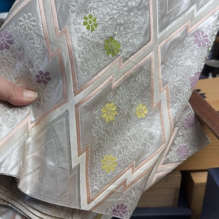 瓷片西阵织默认微瑕啊啊啊啊啊