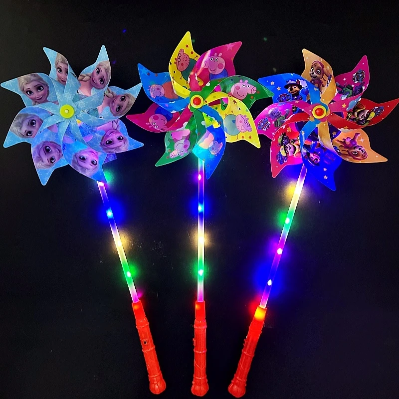 网红新款七彩卡通发光风车夜光玩具儿童玩具礼品夜市摆地摊小商品