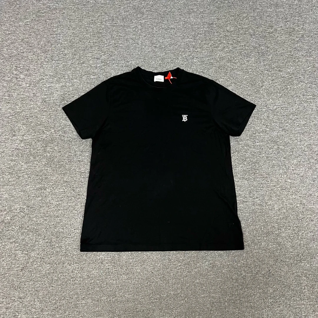 99新 BURBERRY/博柏利 tb刺绣字母 短袖T恤 L码