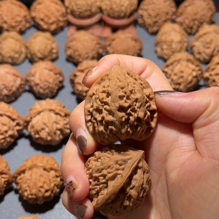 文玩核桃吊坠36➕金牛