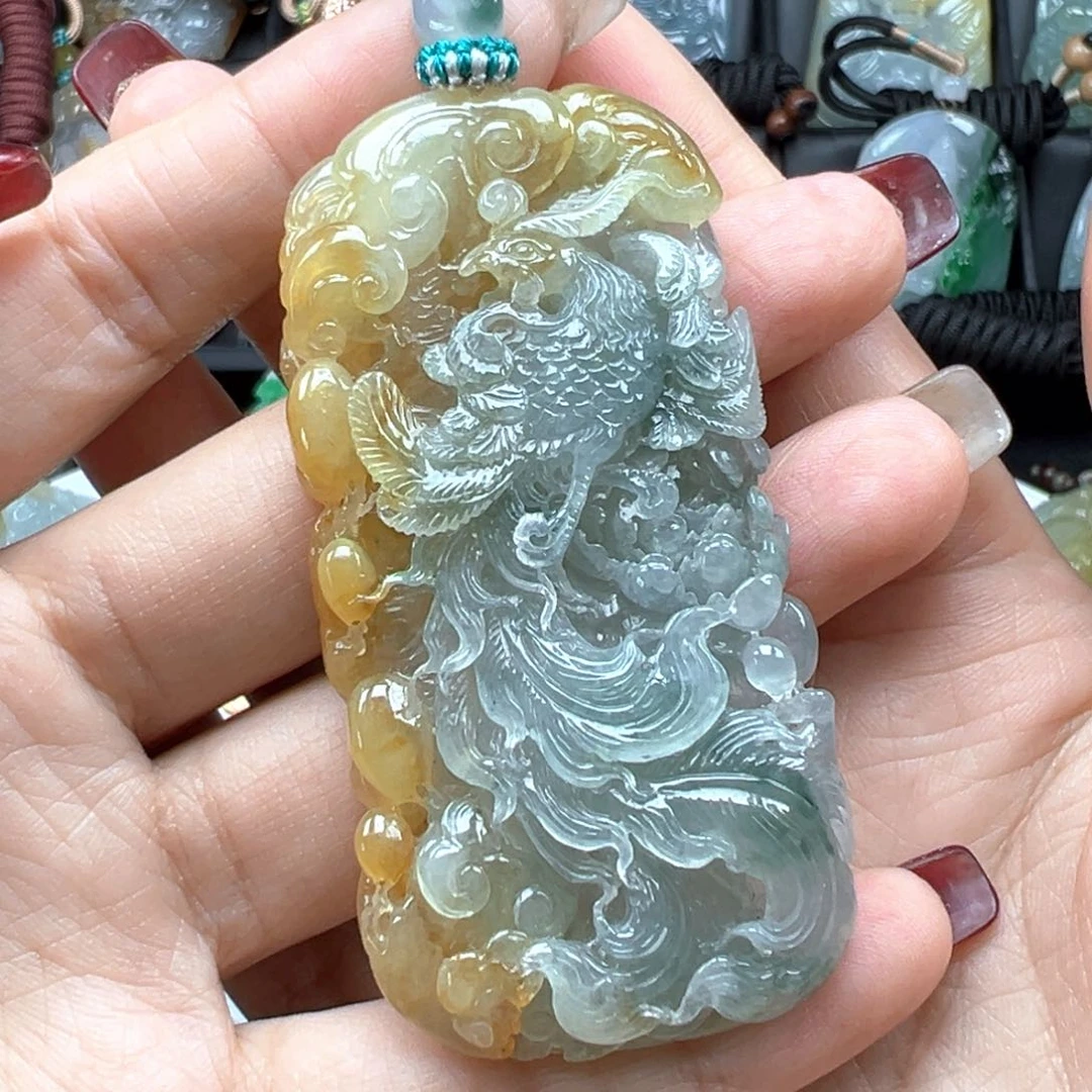 翡翠颈饰未镶嵌凤凰