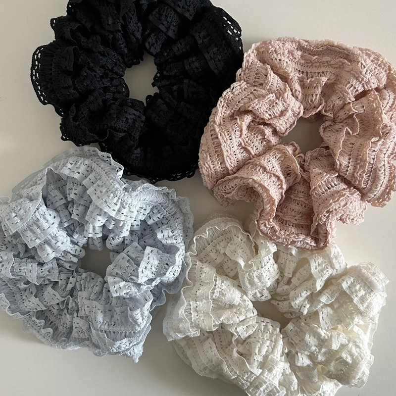 2025新款奶油蛋糕韩版甜美镂空蕾丝边拼接层次感黑白镶钻手工秋冬