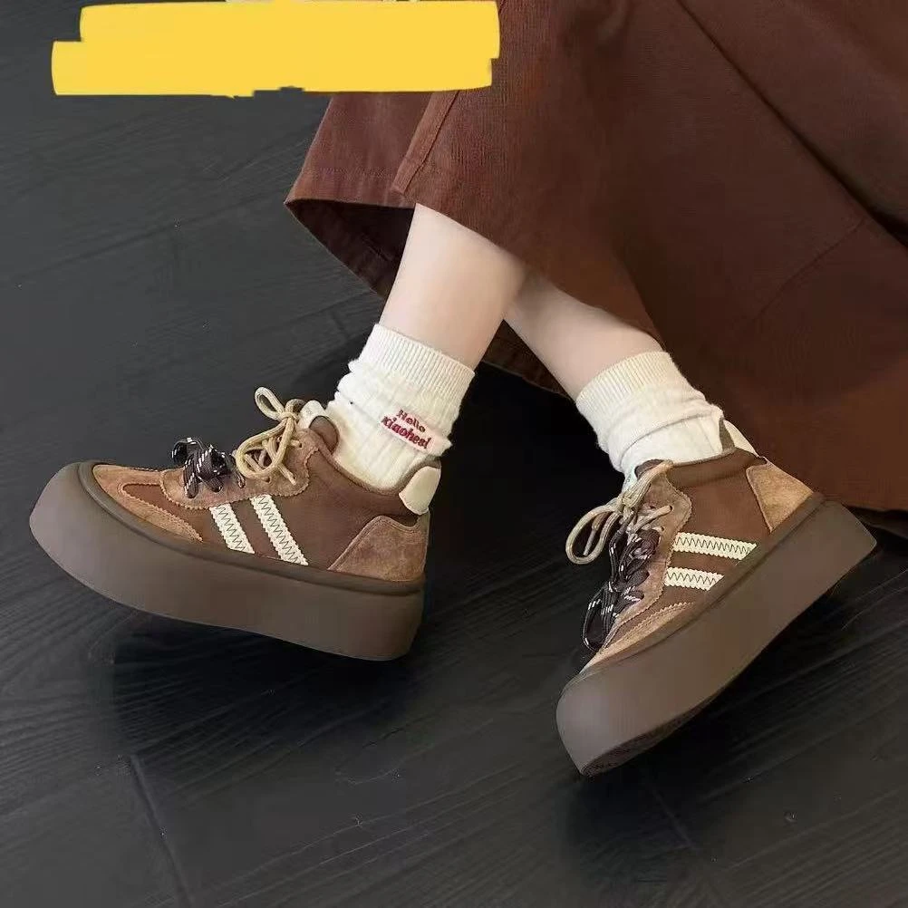 C1572 棕色绒里 绒里厚底圆头高帮系带女休闲板鞋