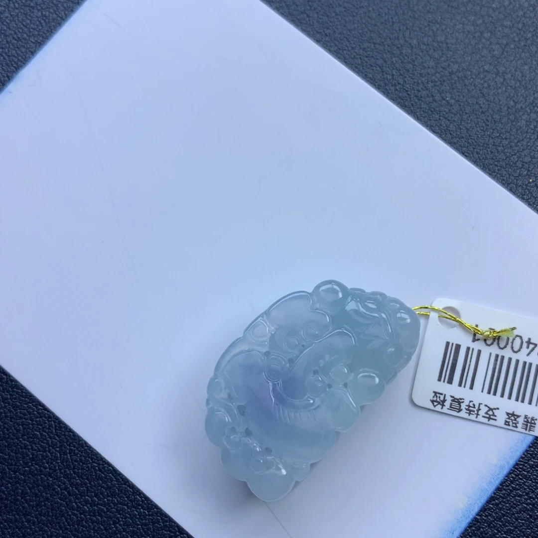 翡翠颈饰未镶嵌貔貅