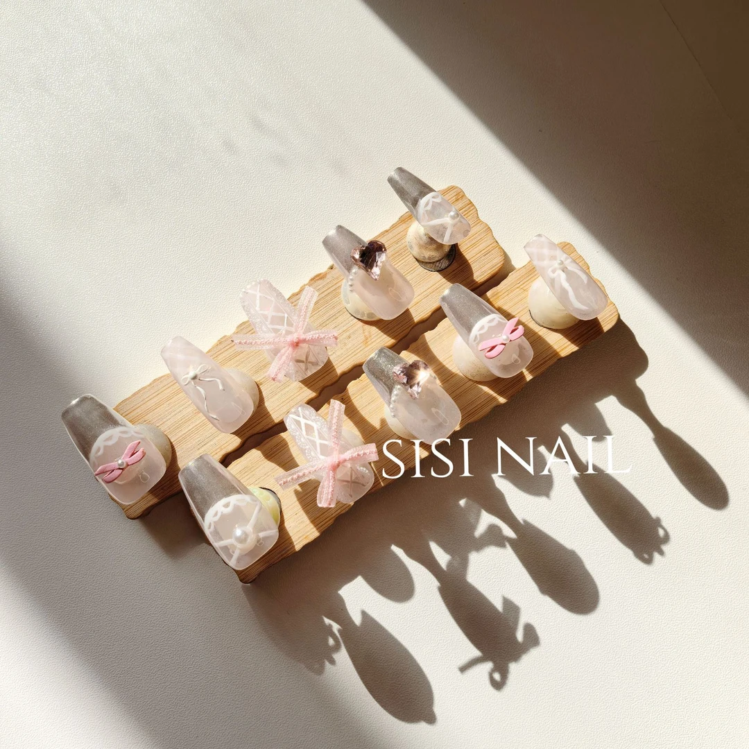 【纯欲蕾丝】ins风粉色蝴蝶结芭蕾风纯手工穿戴甲2025银色粉格纹