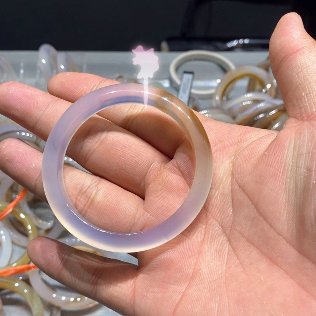 依***^玛瑙/玉髓手镯未镶嵌