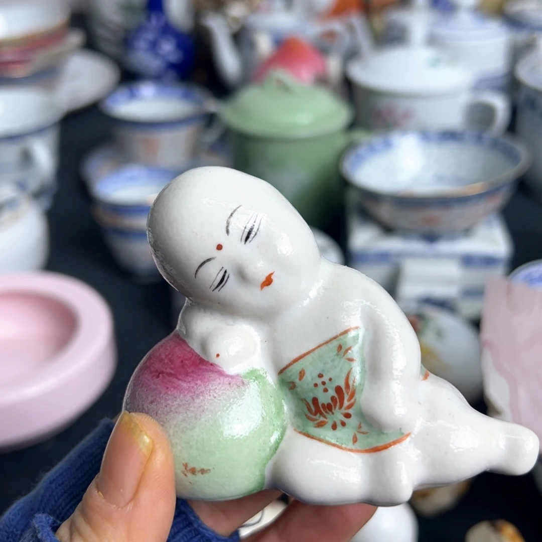 摆件军*。景德镇陶瓷雕塑