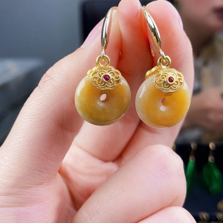 翡翠耳饰未镶嵌饰品