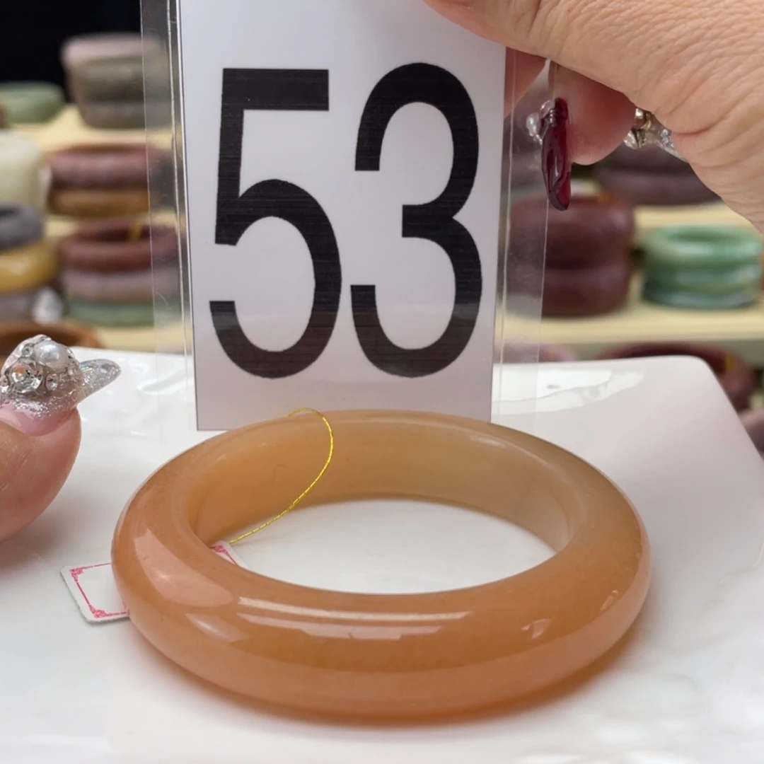 【闪购商品】石英质玉手镯未镶嵌