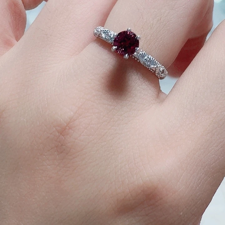 925银合成碳硅石戒指