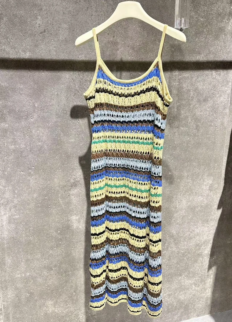 【Ann.G】D20201  [明星同款]度假风针织吊带连衣裙条纹长款裙子