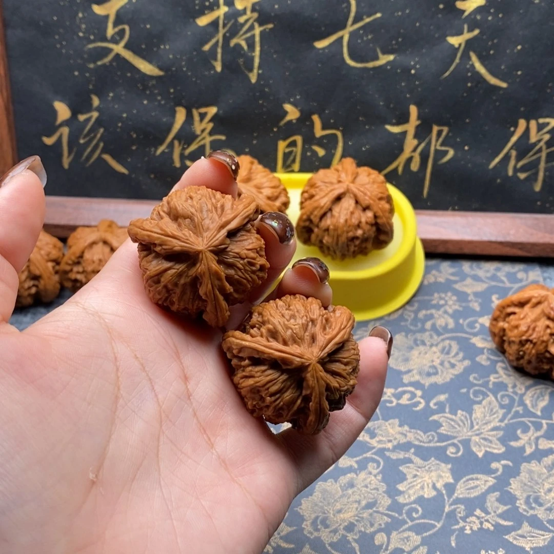 吊坠文玩核桃知****