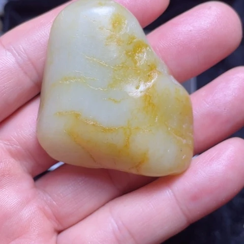 未镶嵌和田玉（糖玉）挂件