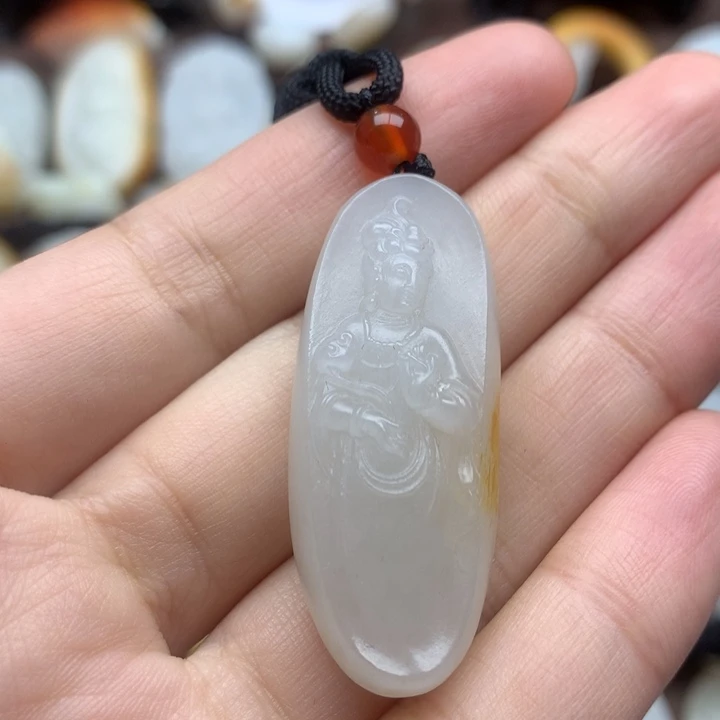 和田玉未镶嵌颈饰