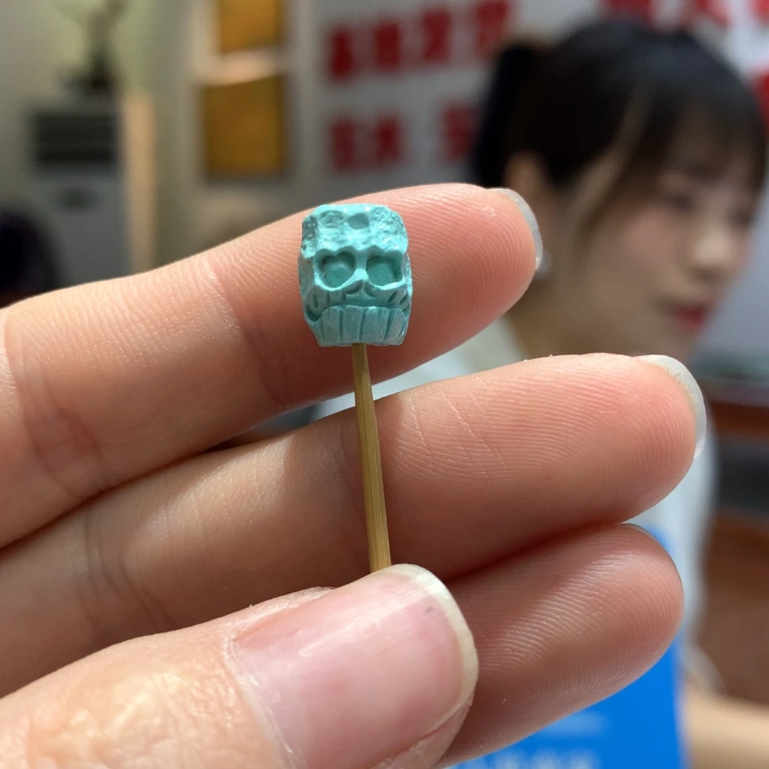 绿松石配饰未镶嵌