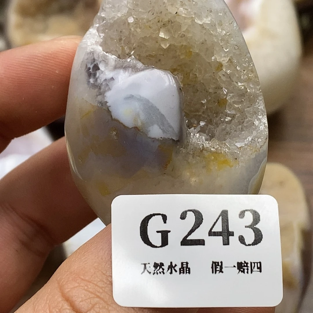 水晶大型摆件（非配饰）未镶嵌