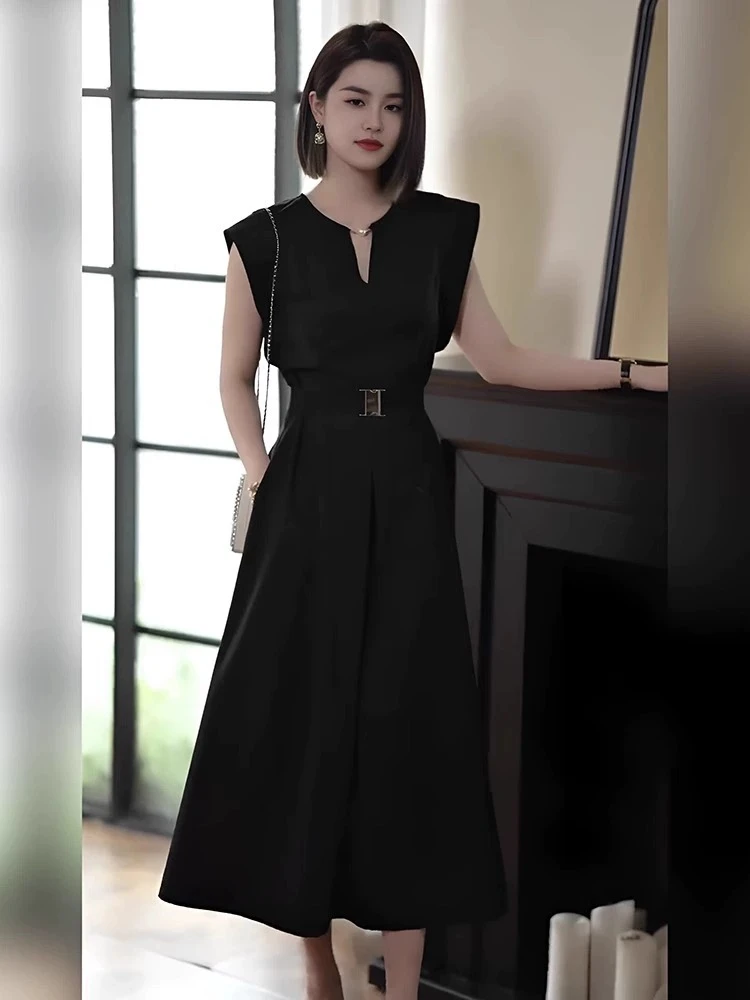 【GJ】【送腰带】夏季新款时尚设计感轻奢气质今年流行小黑裙D1140