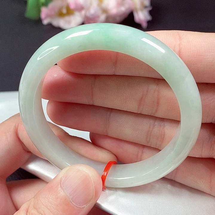 翡翠未镶嵌手镯56.8圈