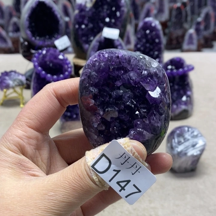 未镶嵌大型摆件（非配饰）水晶