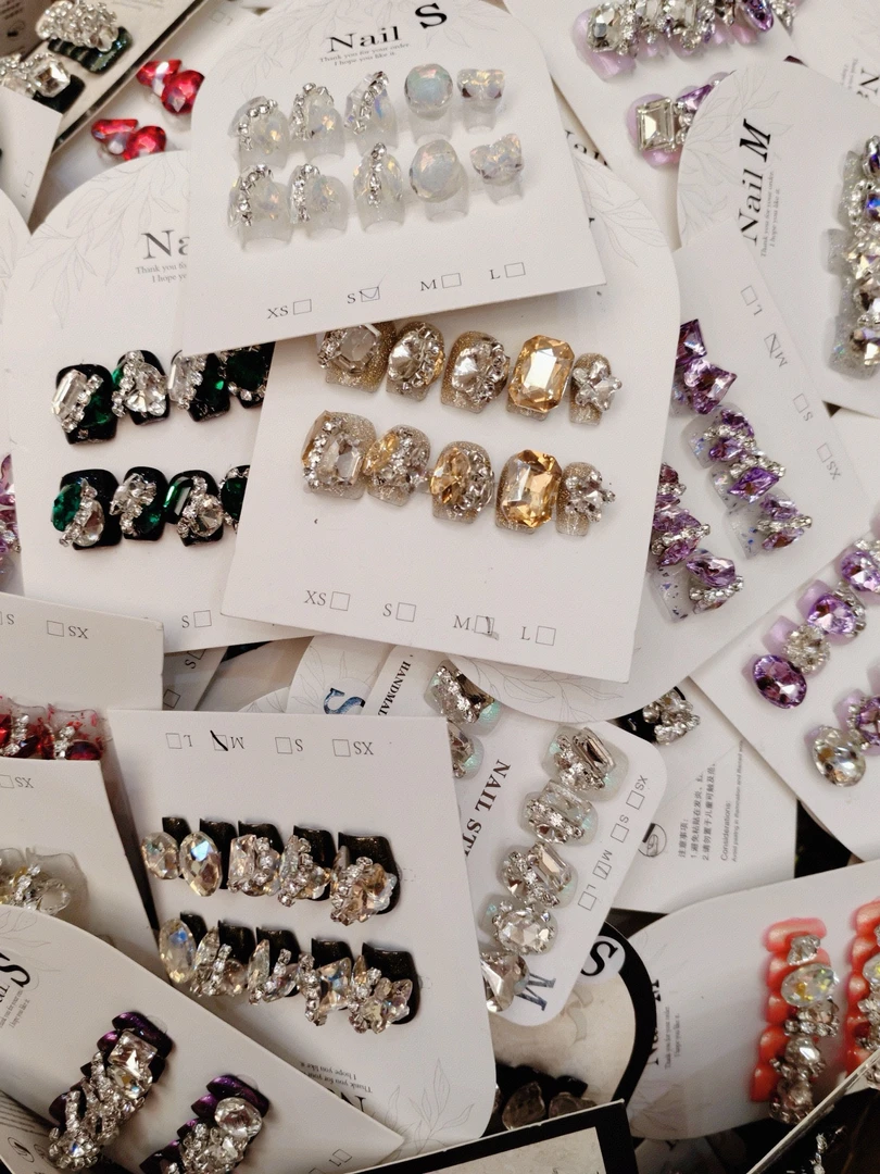 手工穿戴甲，短甲，两单包邮NO退NO换，默认微瑕，配工具包