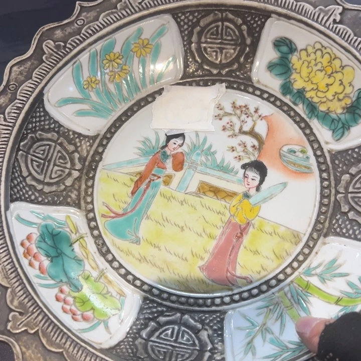 瓷片龙**庄拾六家的瓷器瓷器