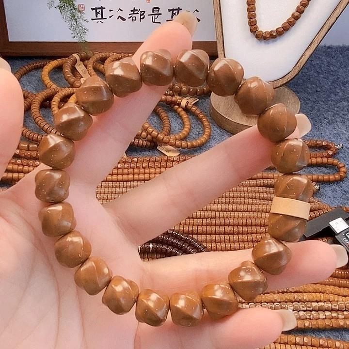 紫金鼠手串单圈卡10.8