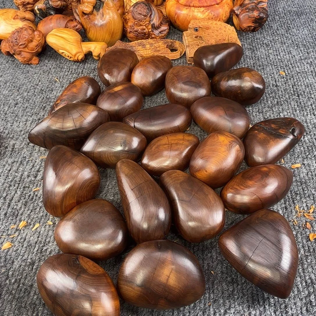 崖柏太行崖柏雷击木手把件，到手一个