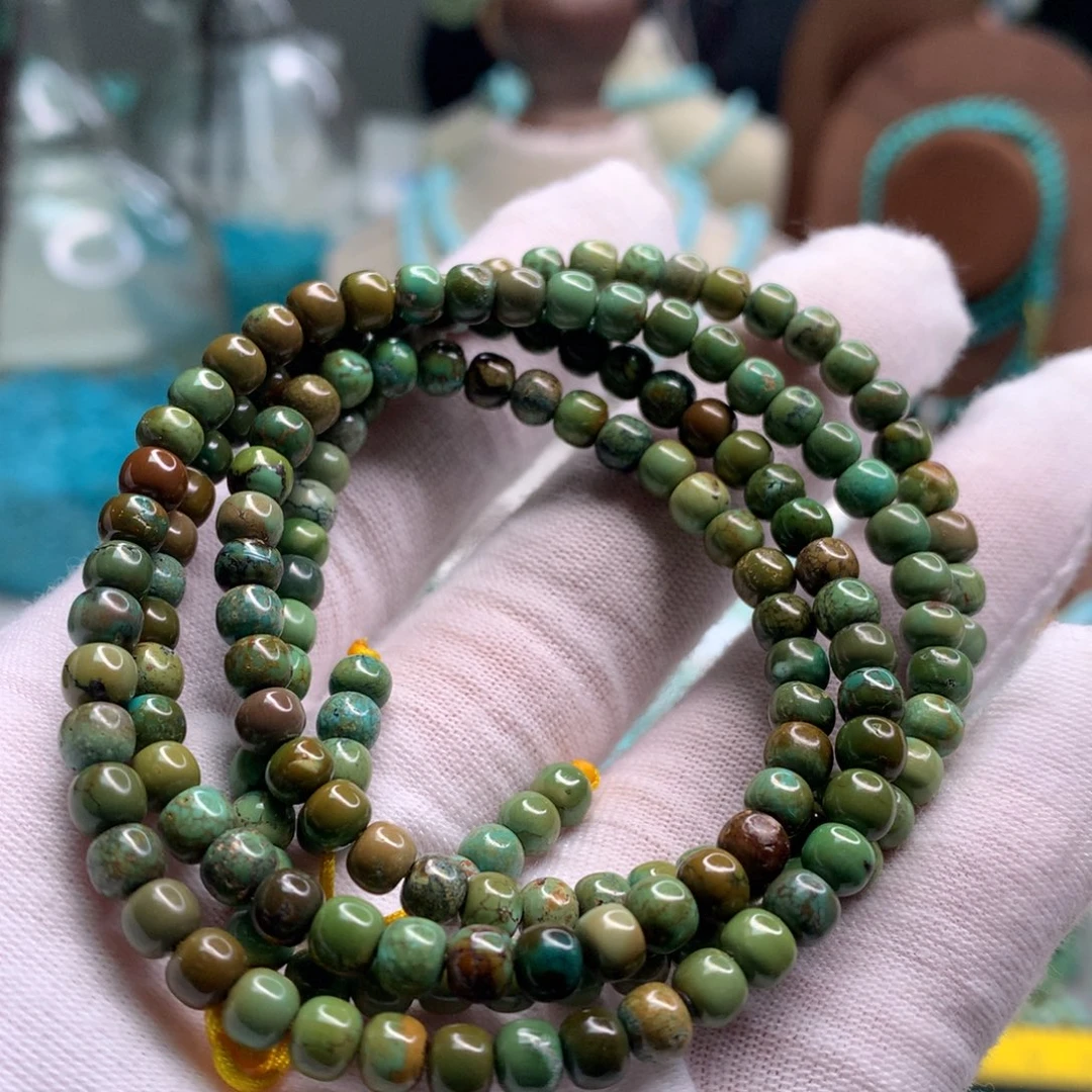 绿松石未镶嵌饰品