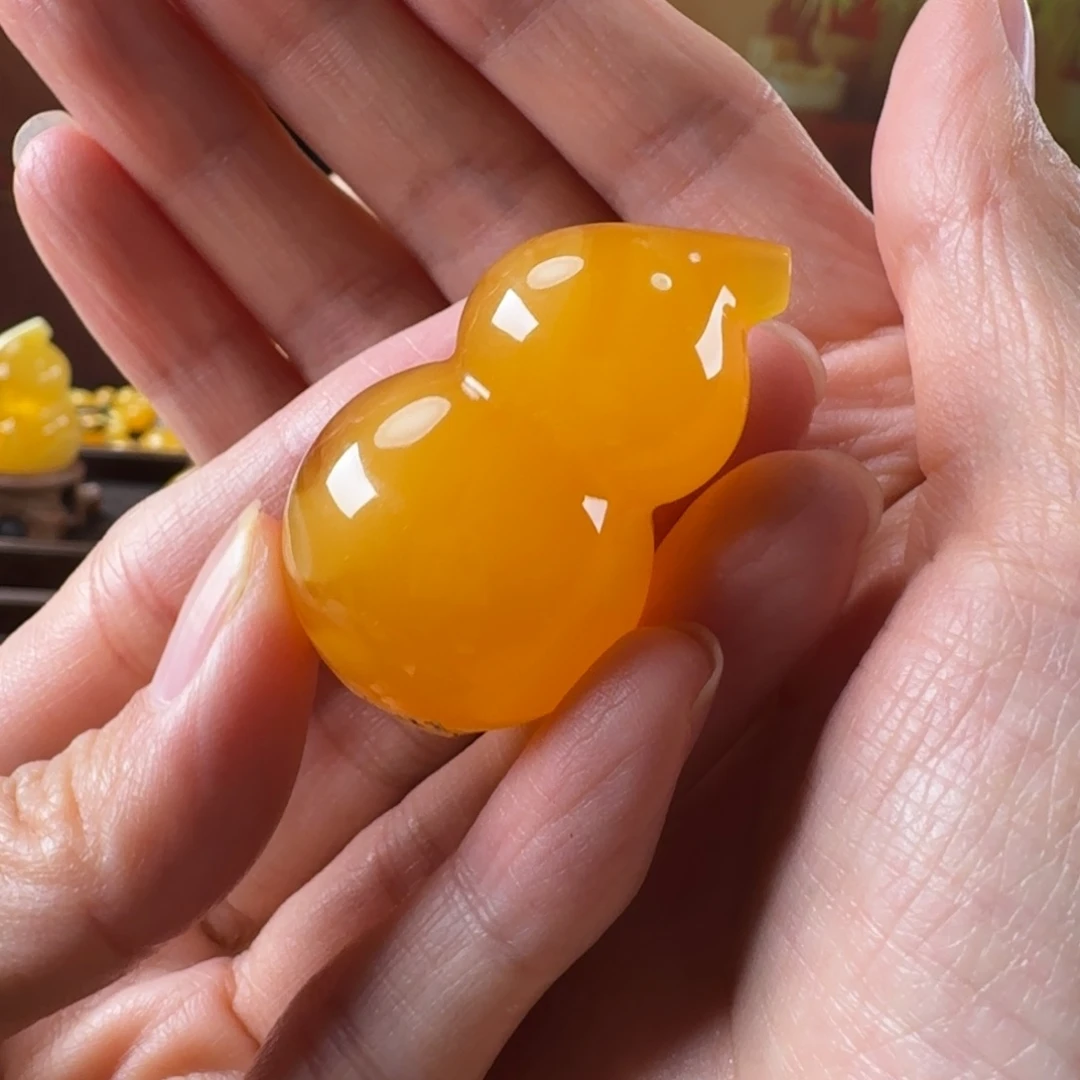 草***鹰蜜蜡未镶嵌毛衣链