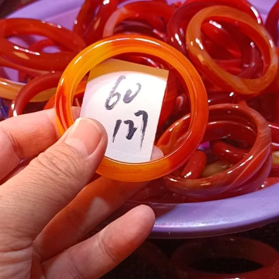 玛瑙/玉髓未镶嵌手镯