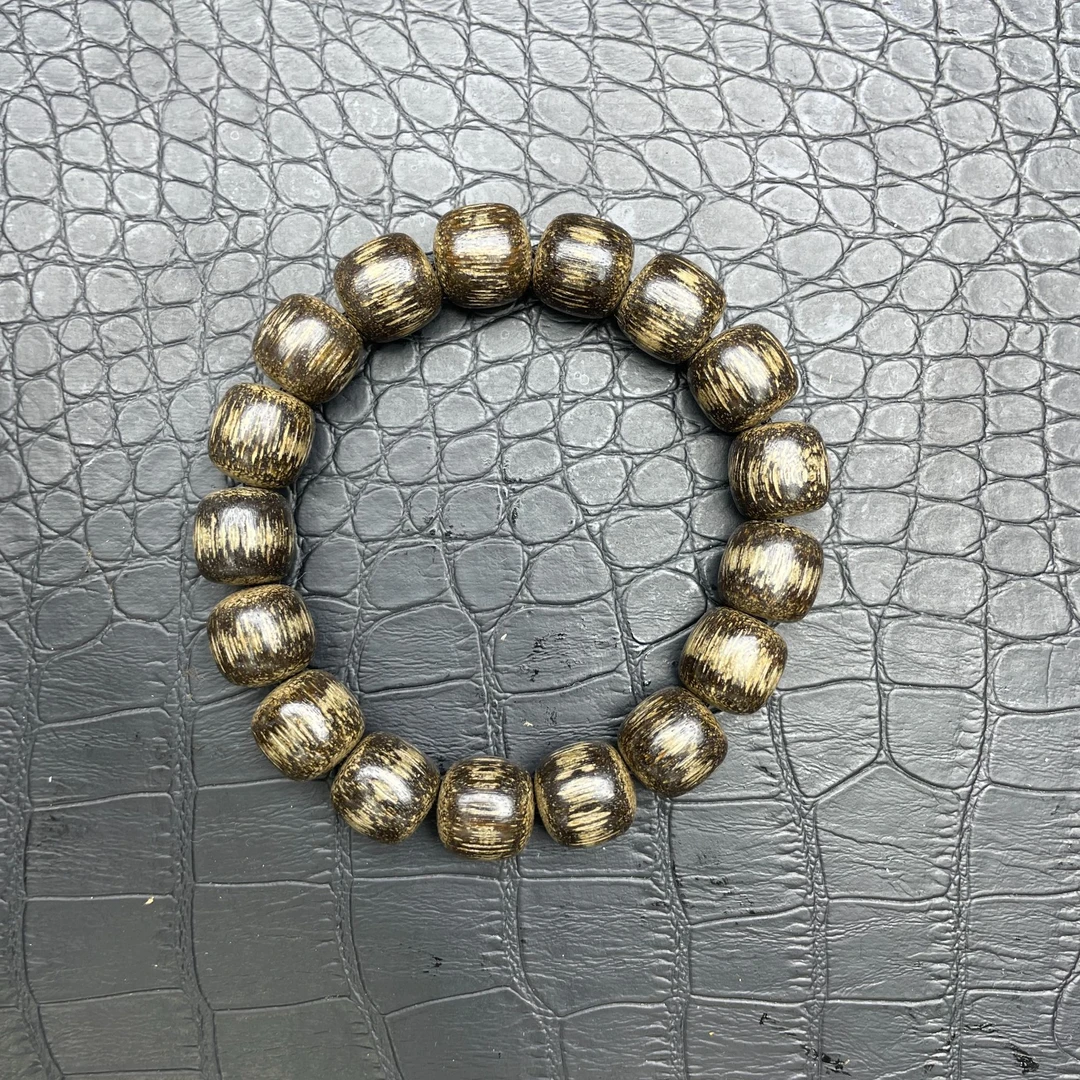 [老三甄选]文玩沉香A388